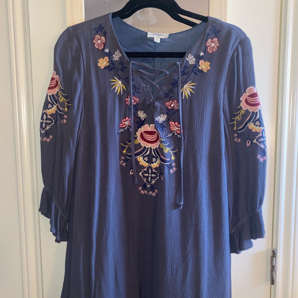 Dillards embroidered dress